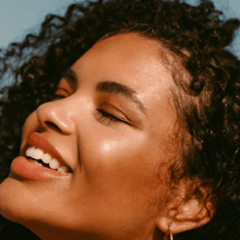 Load image into Gallery viewer, Bronzino Illuminating Bronzer
