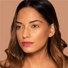 Load image into Gallery viewer, Flawless Radiance Foundation